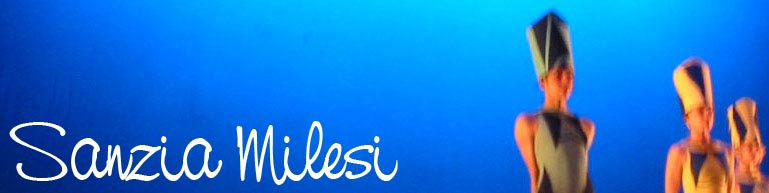 fotografie di Sanzia Milesi - clic su aggiorna per visualizzare una nuova immagine
